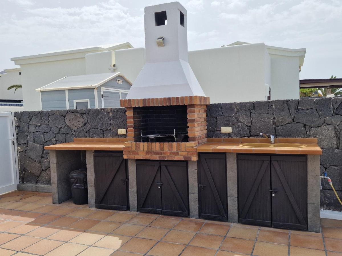 Villa Lola Playa Blanca  Exterior photo
