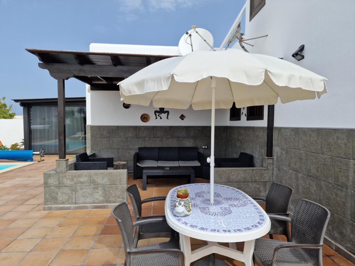 Villa Lola Playa Blanca  Exterior photo