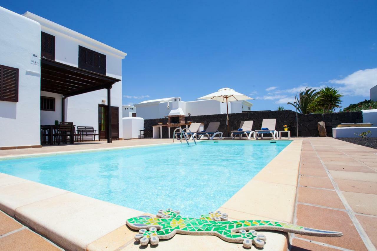 Villa Lola Playa Blanca  Exterior photo